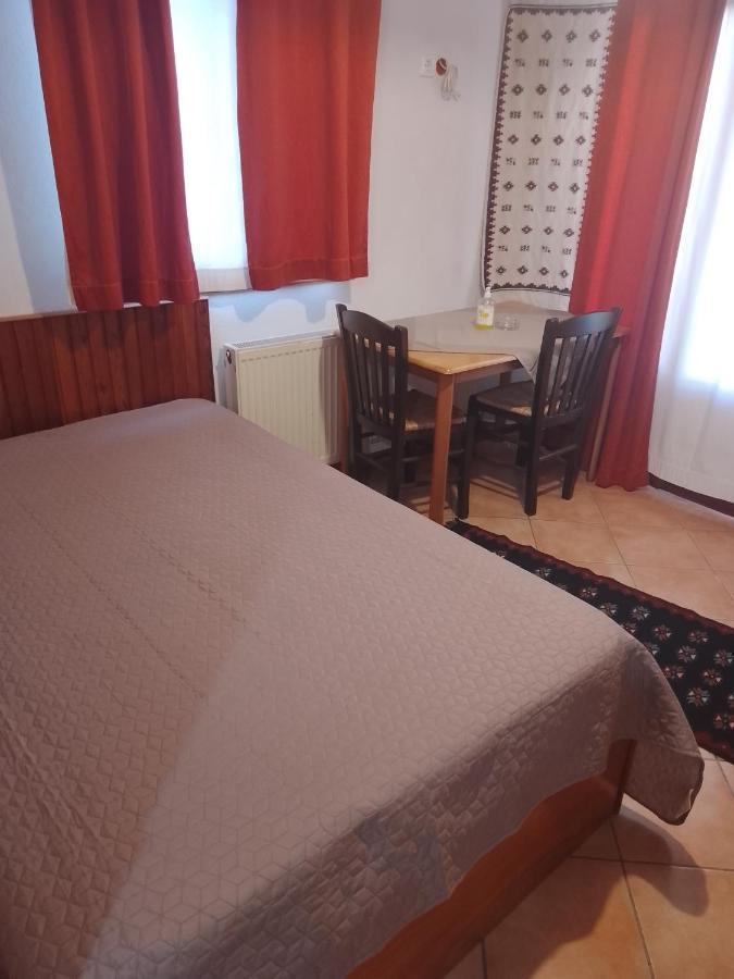 Arka Metsovo Otel Oda fotoğraf